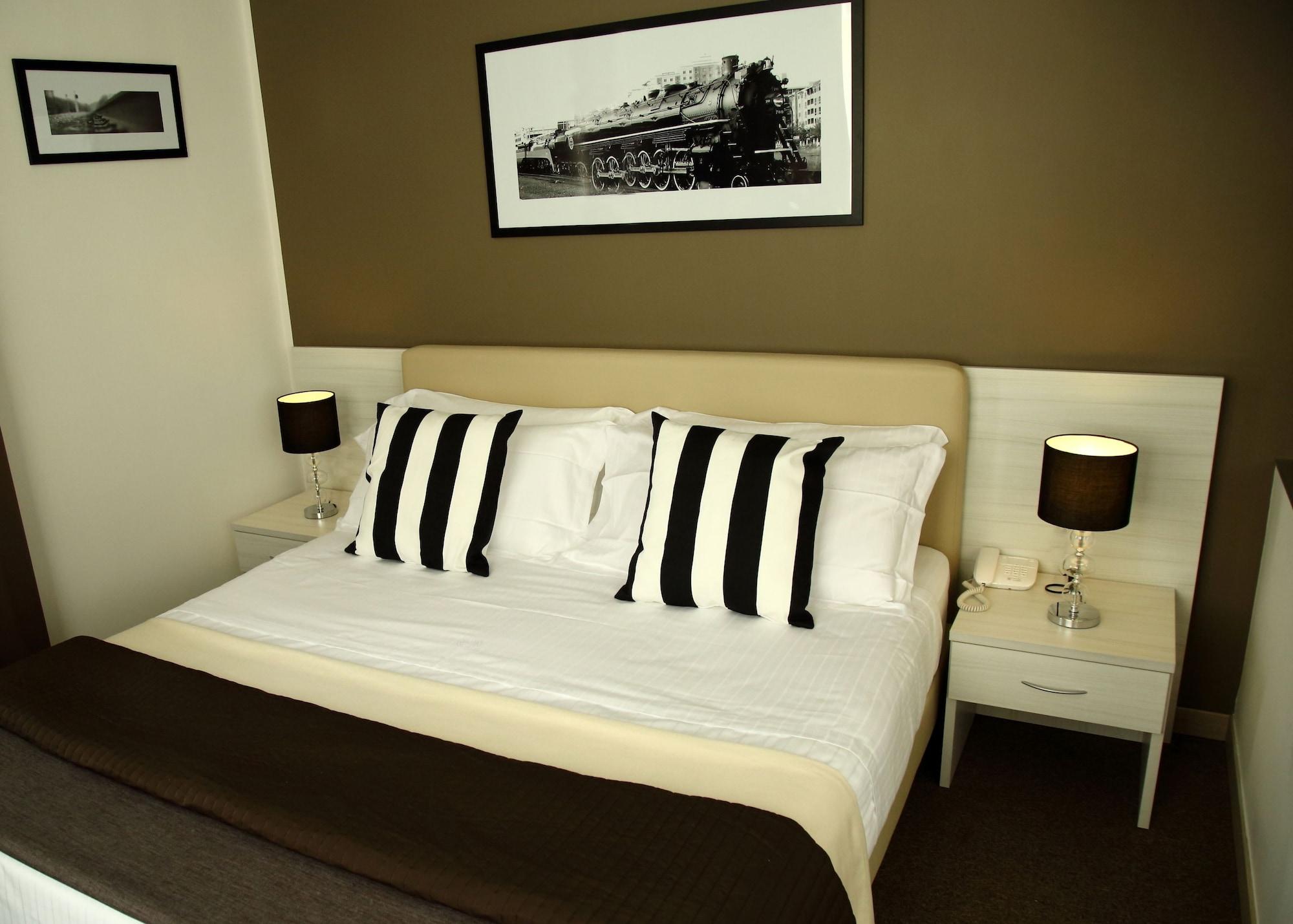 נאפולי Stelle Hotel The Businest מראה חיצוני תמונה