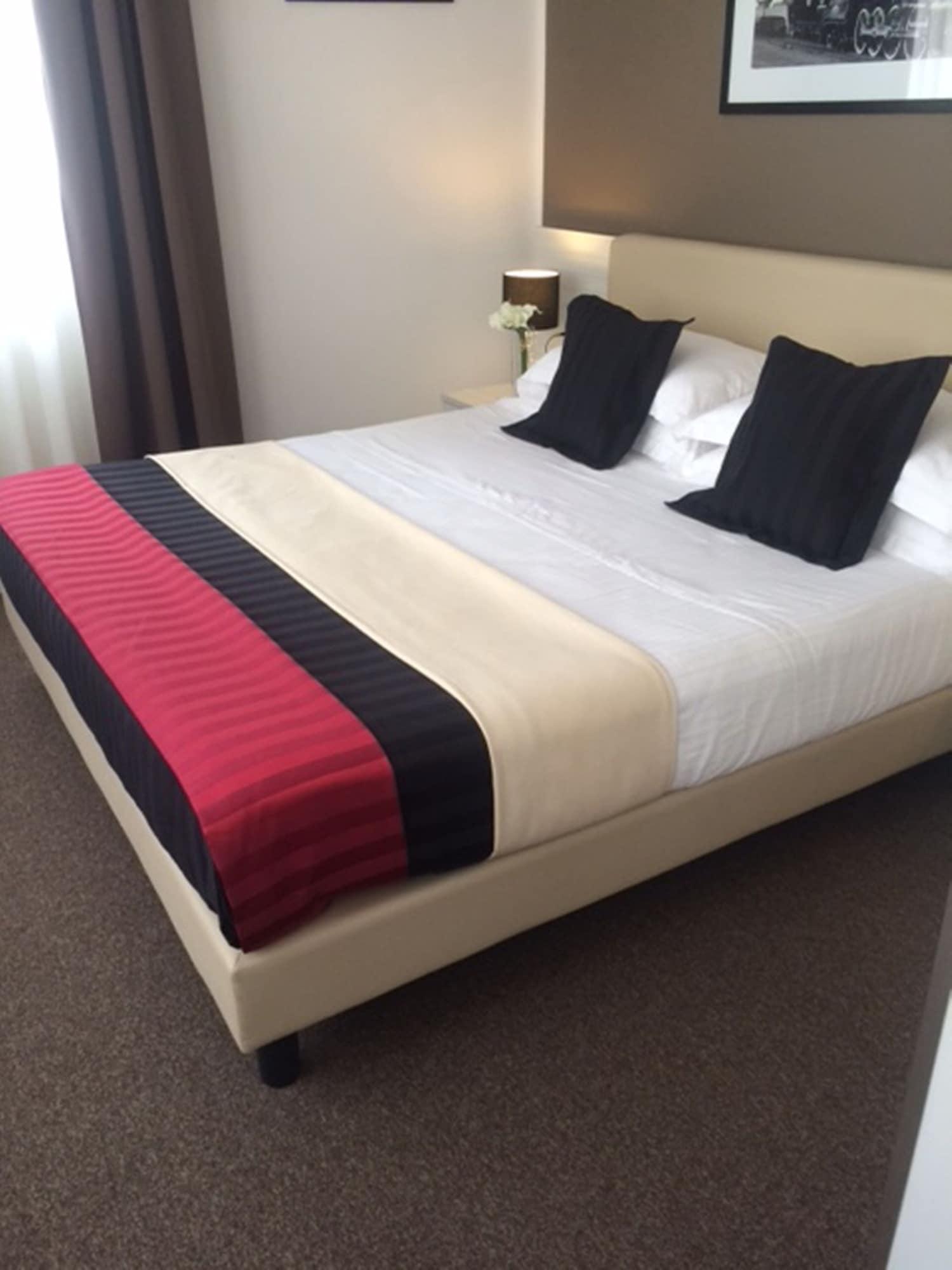 נאפולי Stelle Hotel The Businest מראה חיצוני תמונה