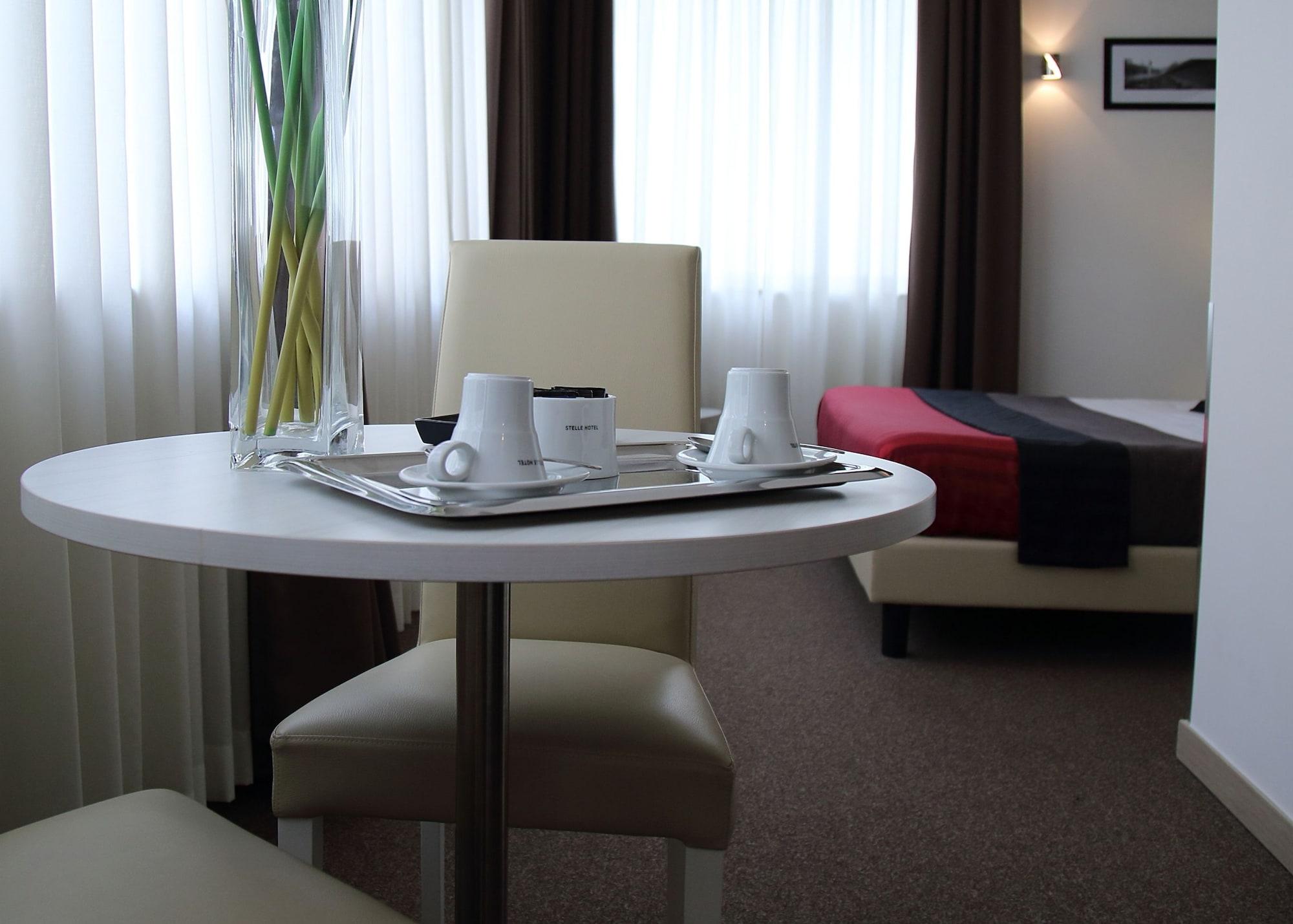 נאפולי Stelle Hotel The Businest מראה חיצוני תמונה