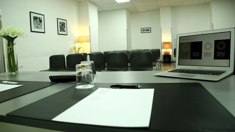 נאפולי Stelle Hotel The Businest מראה חיצוני תמונה